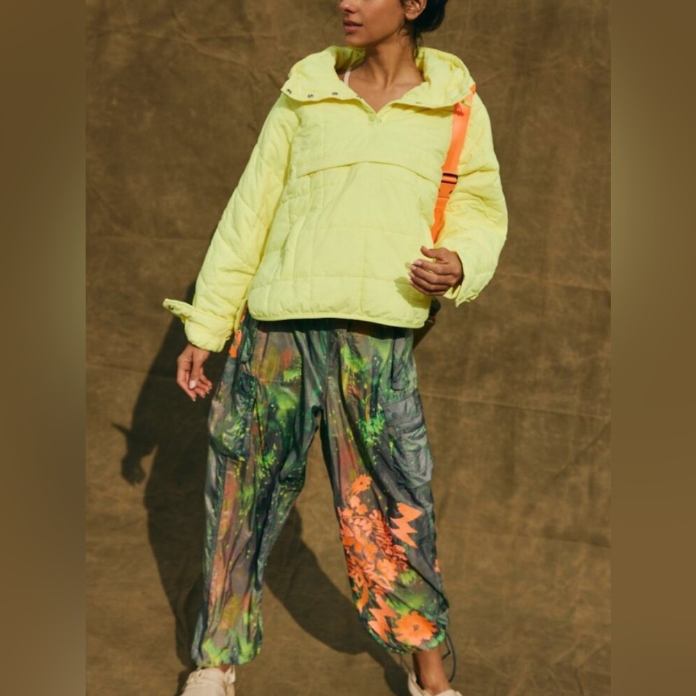 Free People Movement Pippa Packable Puffer in Sour Citrus Size XS NWT - Picture 3 of 5
